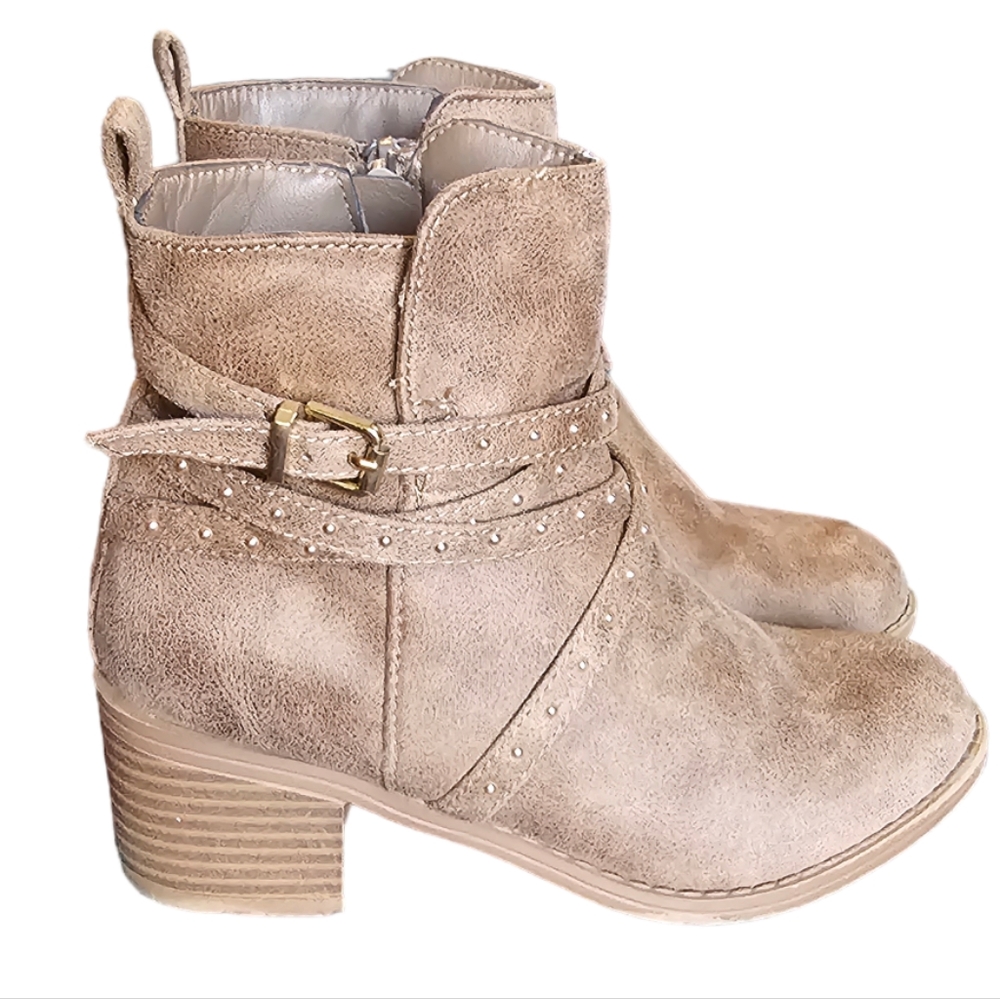 Justice Ankle Boots